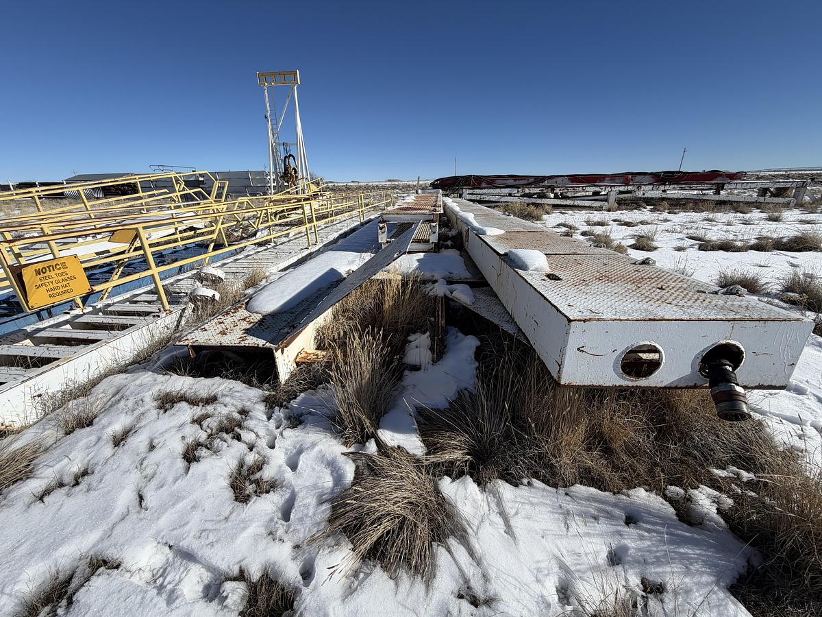 Used Suitcases (Empty) Rig #323