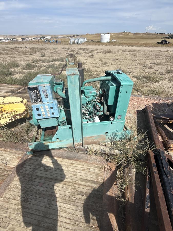 Used Onon gen set  120v/208v