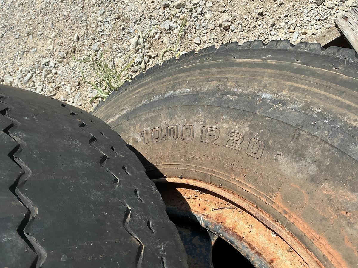 Used Steel Mark Radial Tires