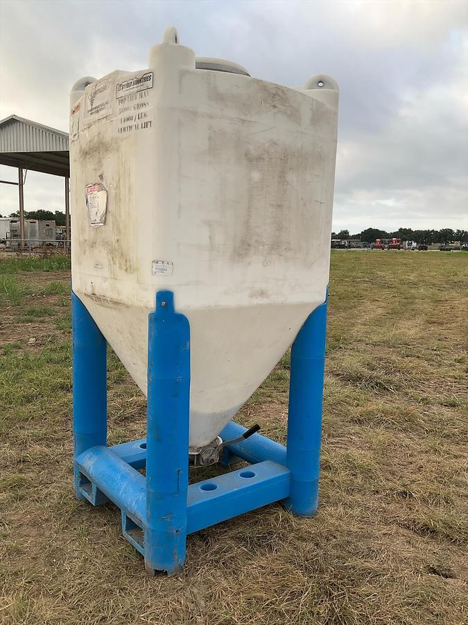 Used Snyder Flow Master Hopper