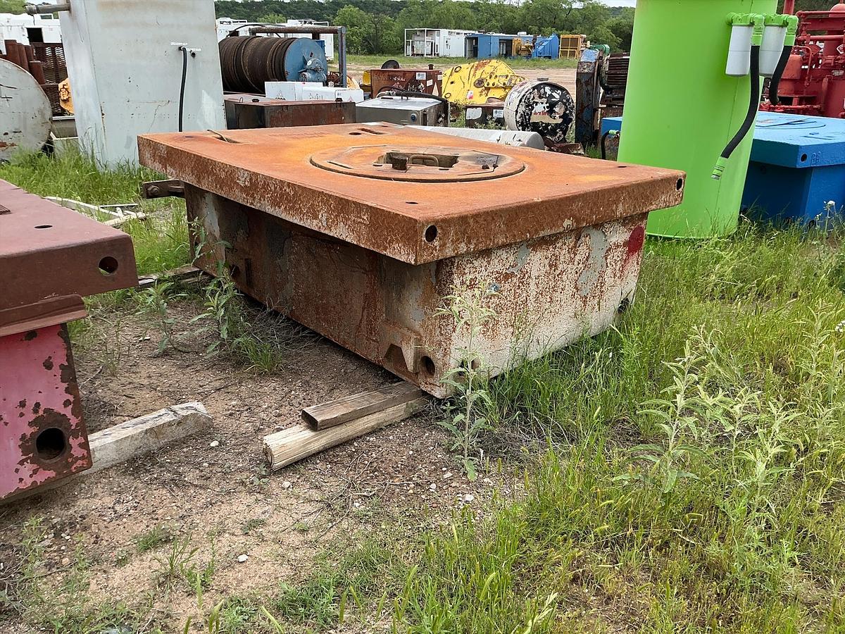 Used National C-275 Rotary Table