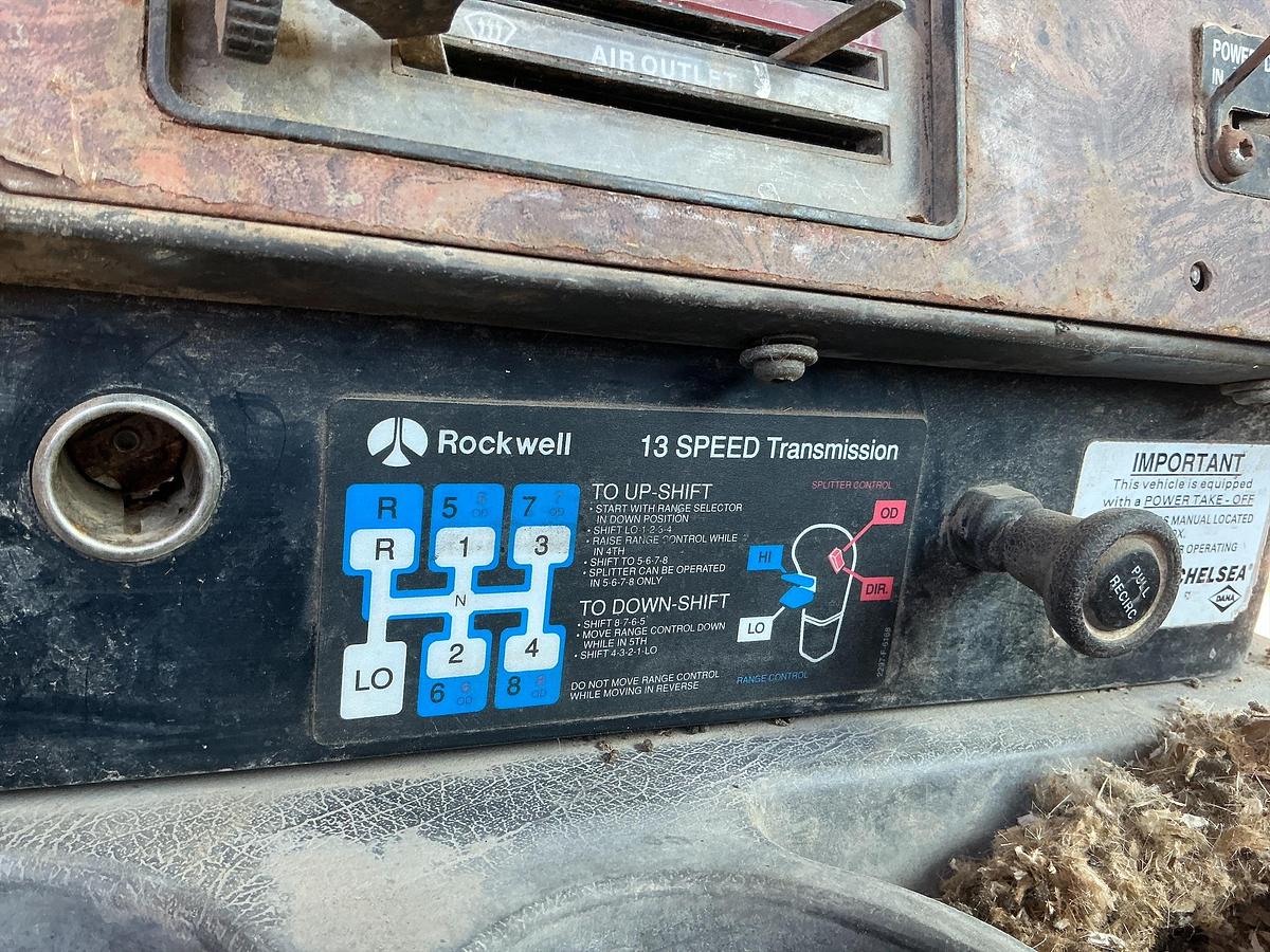 Used International Semi Winch Truck 