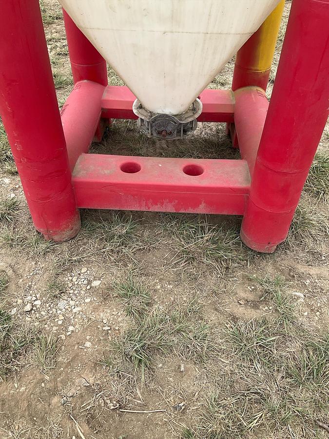 Used Snyder Flow Master Hopper