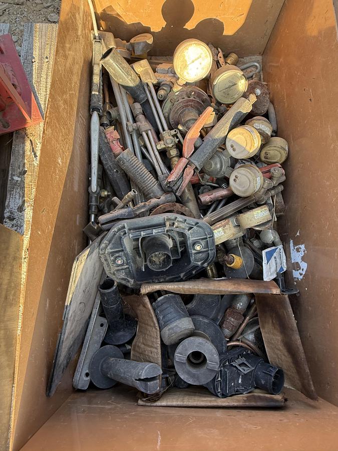 Used Variety Tool Pallet