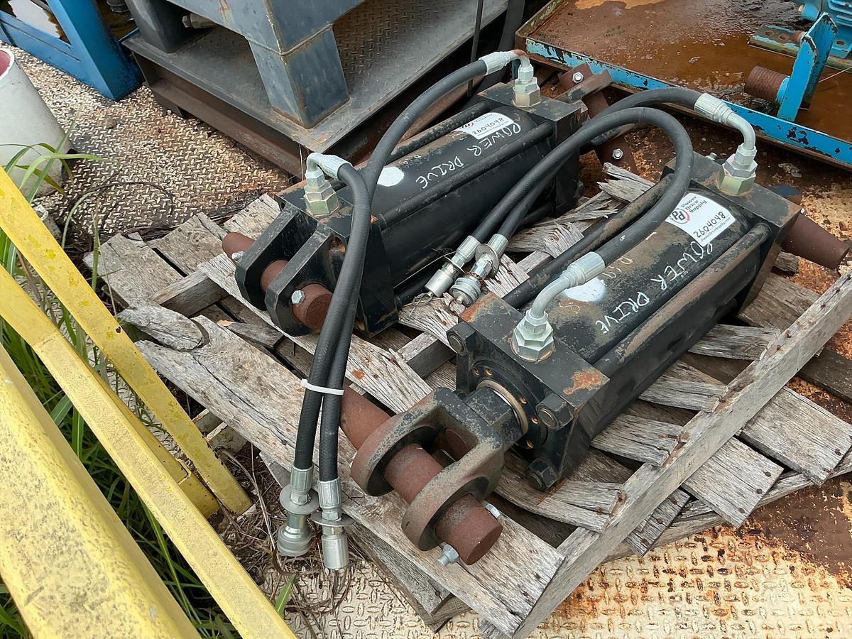 Used Hydraulic Cylinders 2x 