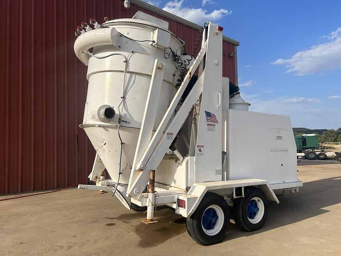 Used VECTOR VECLOADER 522 HEPA VACUUM