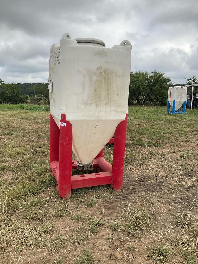 Used Snyder Flow Master Hopper