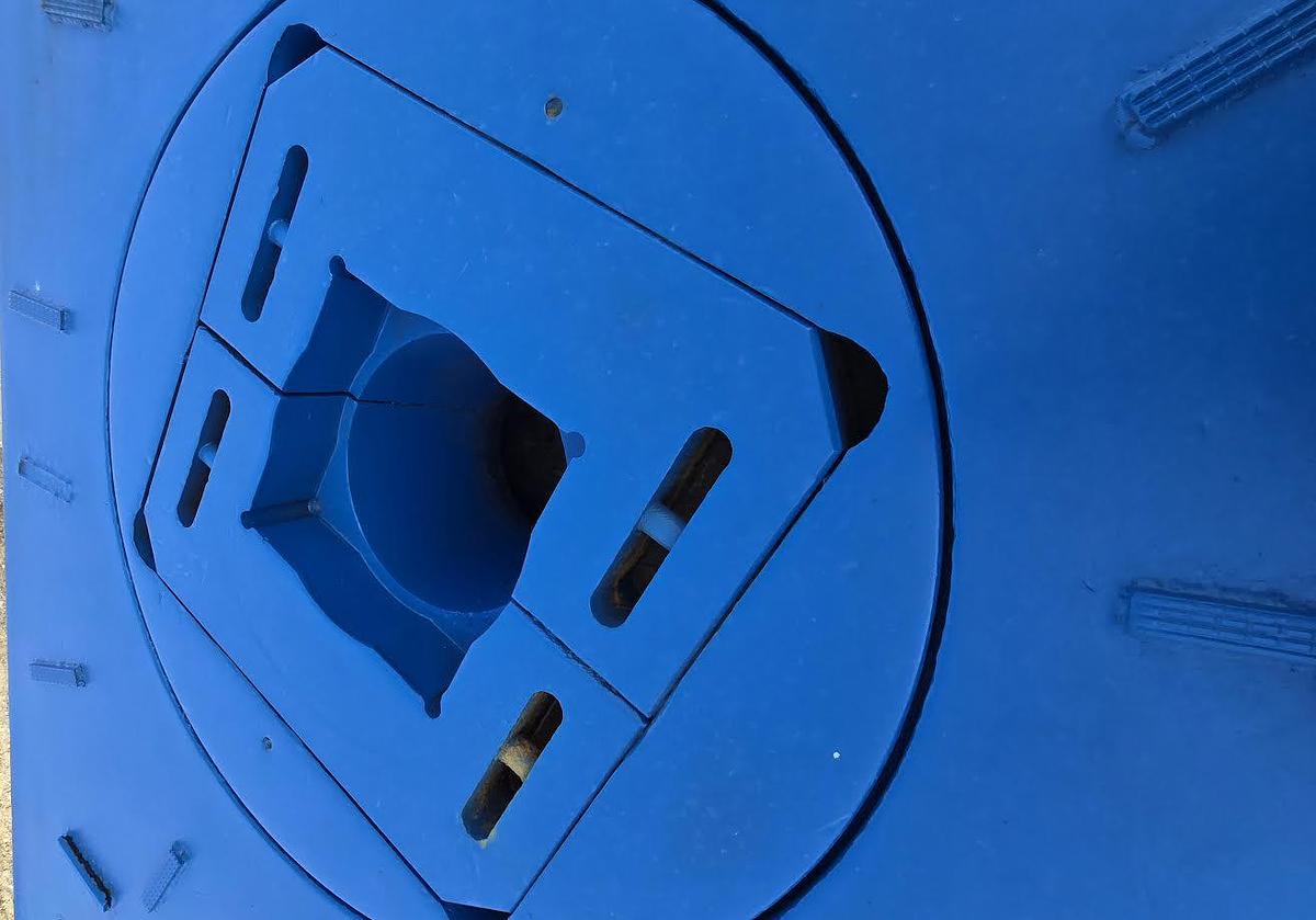 Used RG ZP275 Rotary Table