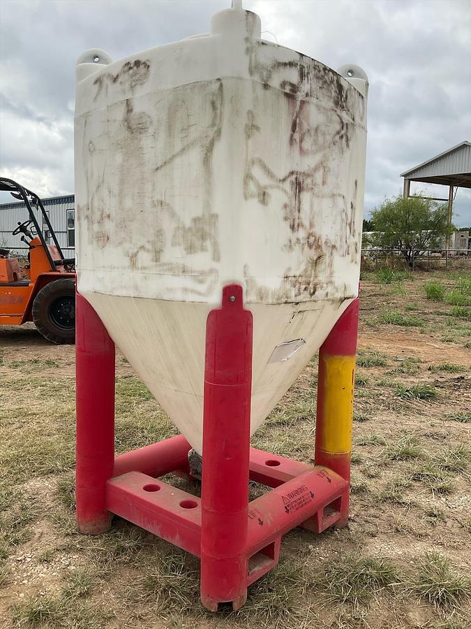 Used Snyder Flow Master Hopper
