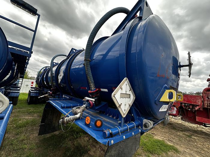 Used 2015 Worley Acid/ Gel Transport Trailer