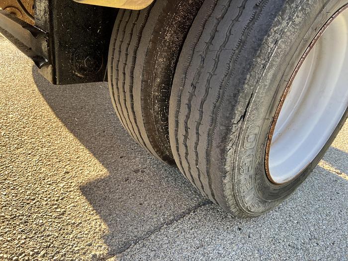 Used 2010 Dorsey 3 axle rolling tail trailer