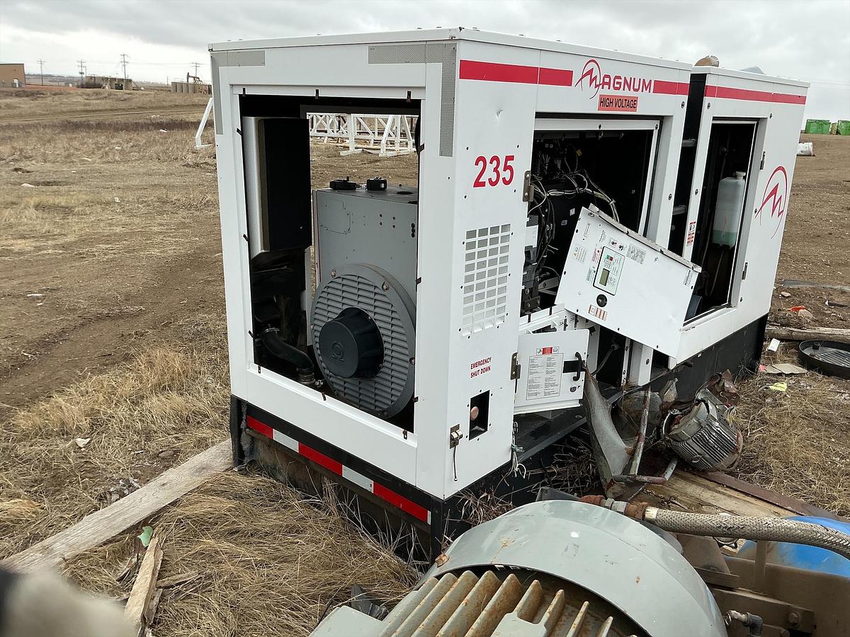 Used Magnum Magna-Plus Generator 235 