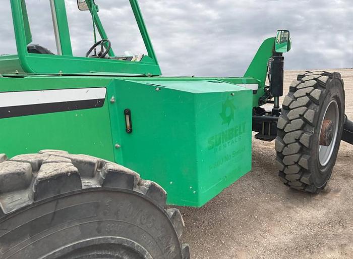 Used 2014 JLG SkyTrak 10054