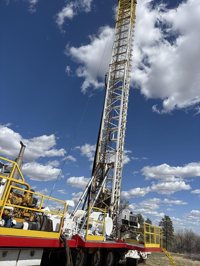 Used Apache-Walker Neer 250/40 Super Single Drilling Rig