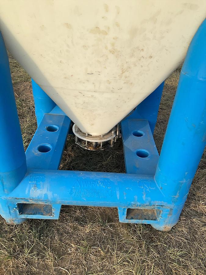 Used Snyder Flow Master Hopper