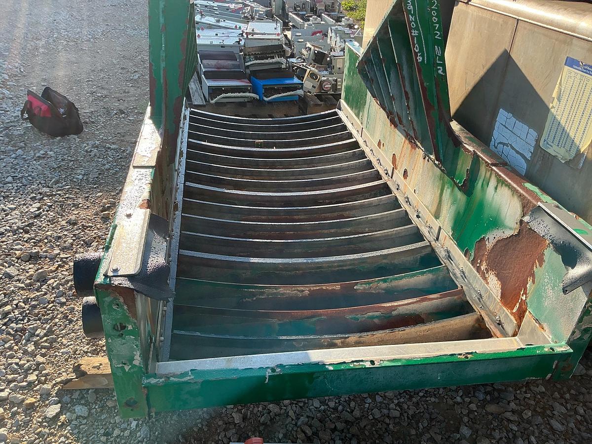 Used Derrick Shaker