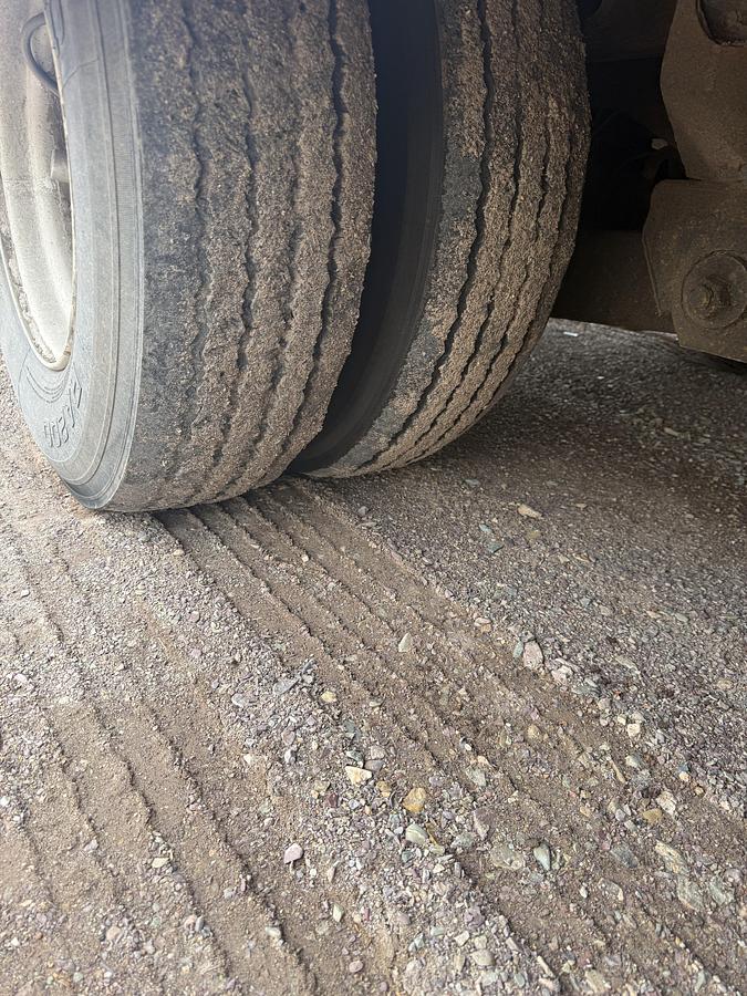 Used 1999 Landoll 50 Ton Tilt-Deck 