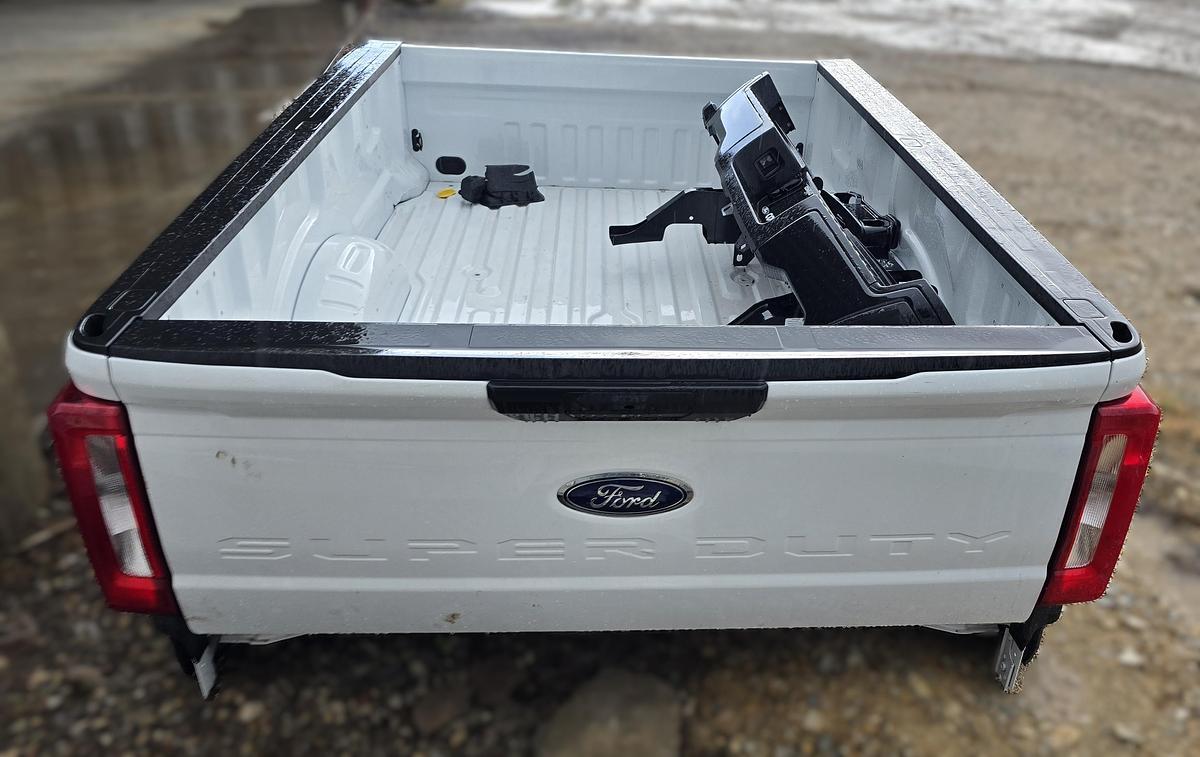 Used Ford Truck 8' Bed