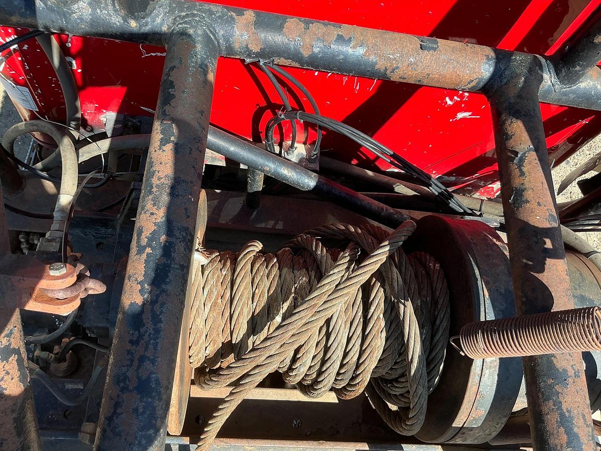 Used International Semi Winch Truck 
