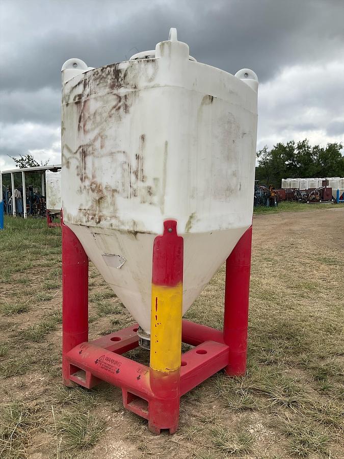 Used Snyder Flow Master Hopper