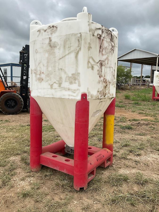 Used Snyder Flow Master Hopper