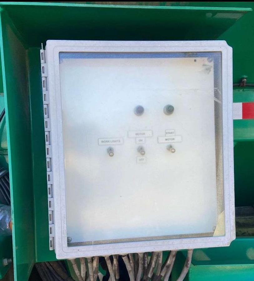 Used 2013 CHARLTON & HILL ESH-1701 T/A SAND HOGG TRAILER