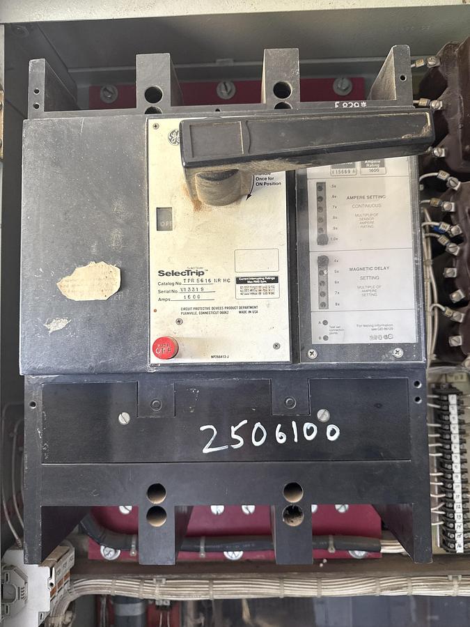 Used General Electric 1600 amp