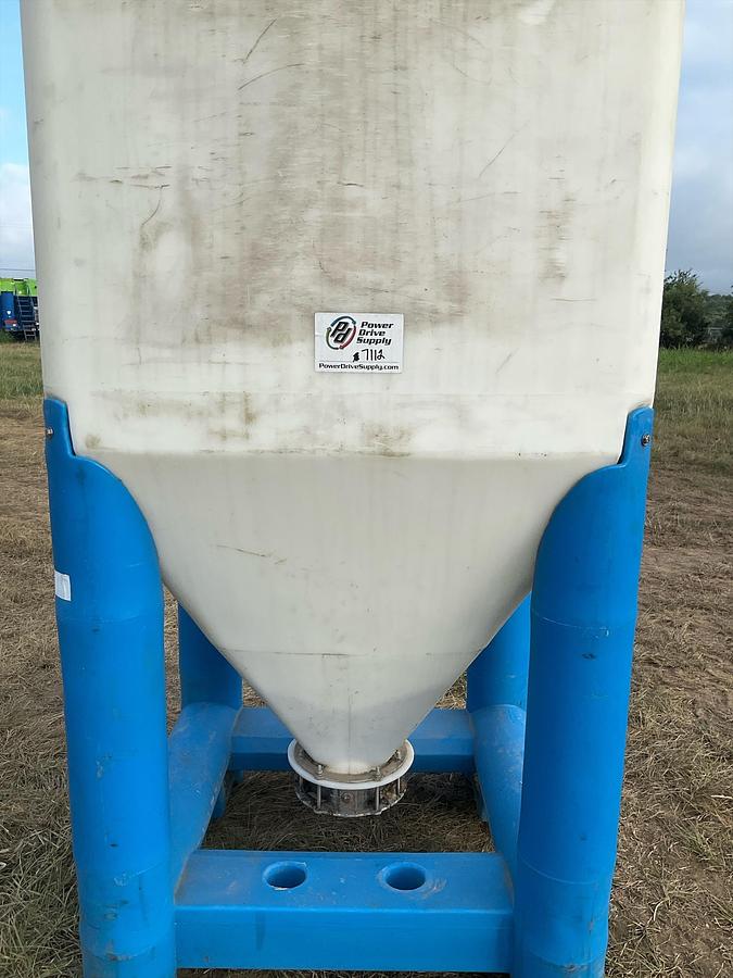 Used Snyder Flow Master Hopper 