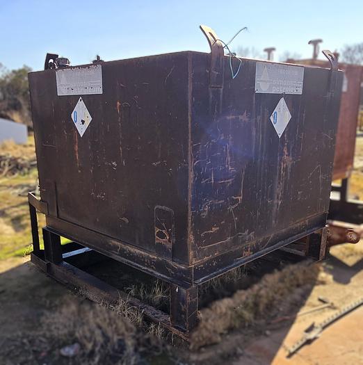 Used 4 Compartment 1,000 Gallon Skidded Lube Tank