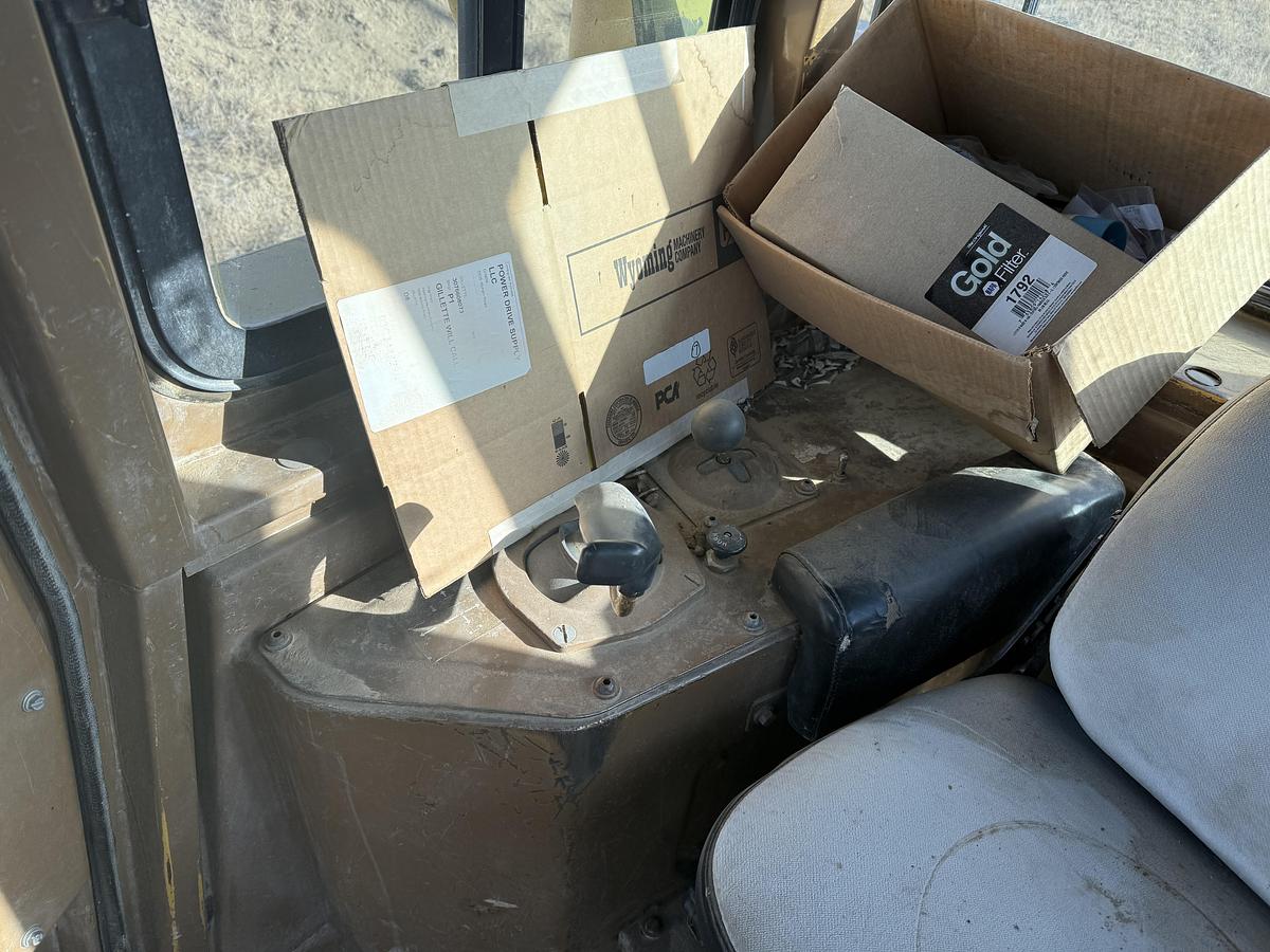 Used Caterpillar D9R Bulldozer 