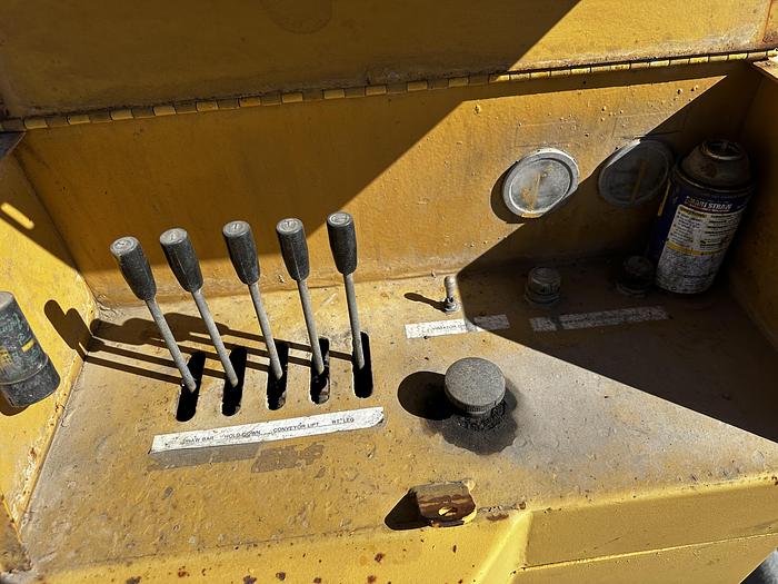 Used 1997 Gomaco GT-3600 Curb & Gutter Machine