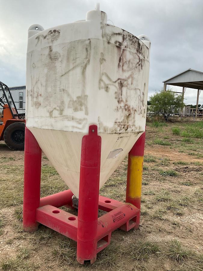 Used Snyder Flow Master Hopper