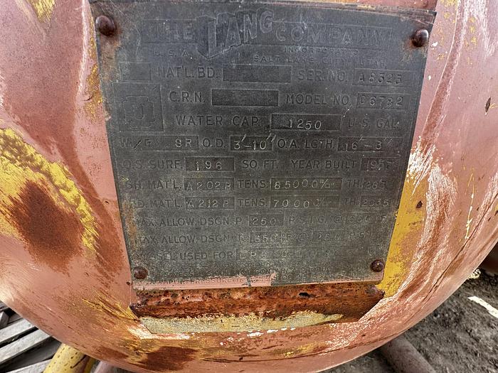 Used Propane Tank (2) 1000 gallon