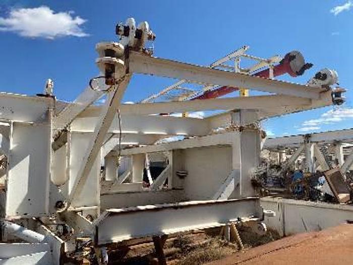 Used Parco 1,000,000 LB Mast, Sub Partial Rig