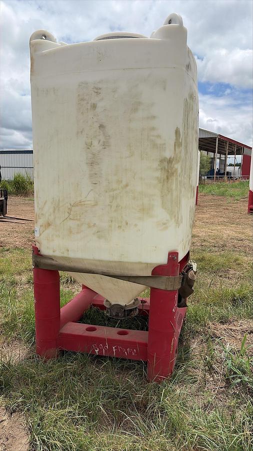 Used Snyder Flow Master Hopper