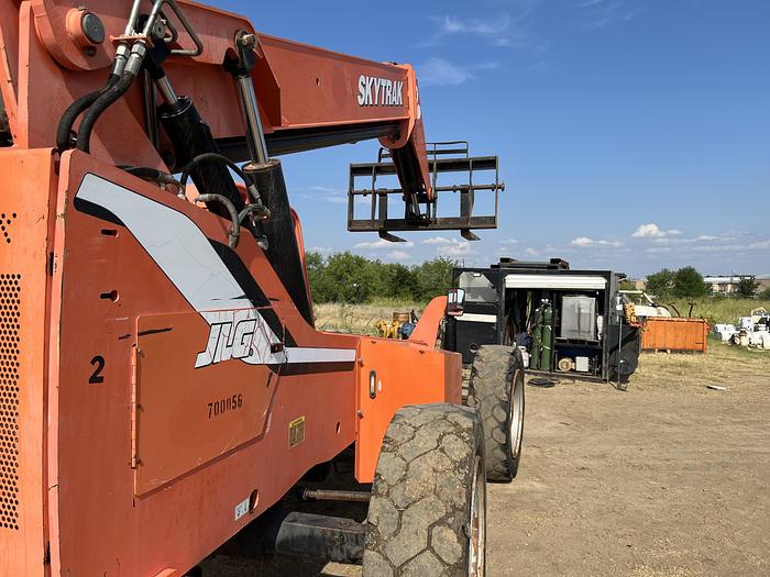 Used 2007 JLG SkyTrak 8042