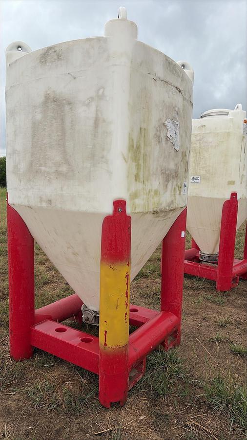 Used Snyder Flow Master Hopper
