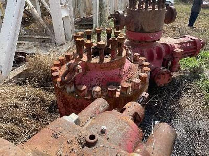 Used Blow Out Preventers, Annular, and Closing Unit 11x10,000# Double, Single, 5,000 LB Annular