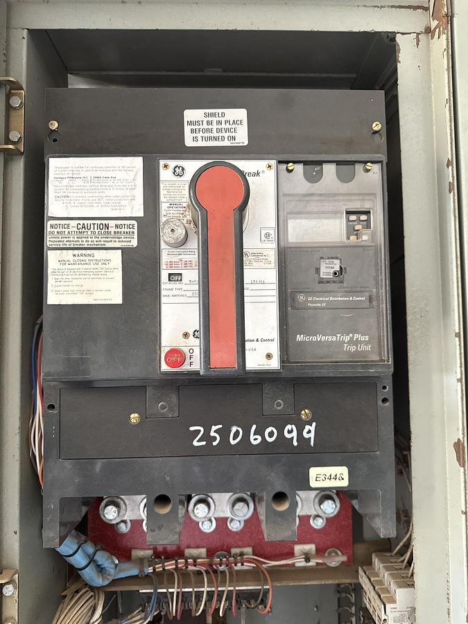 Used General Electric 2000 amp