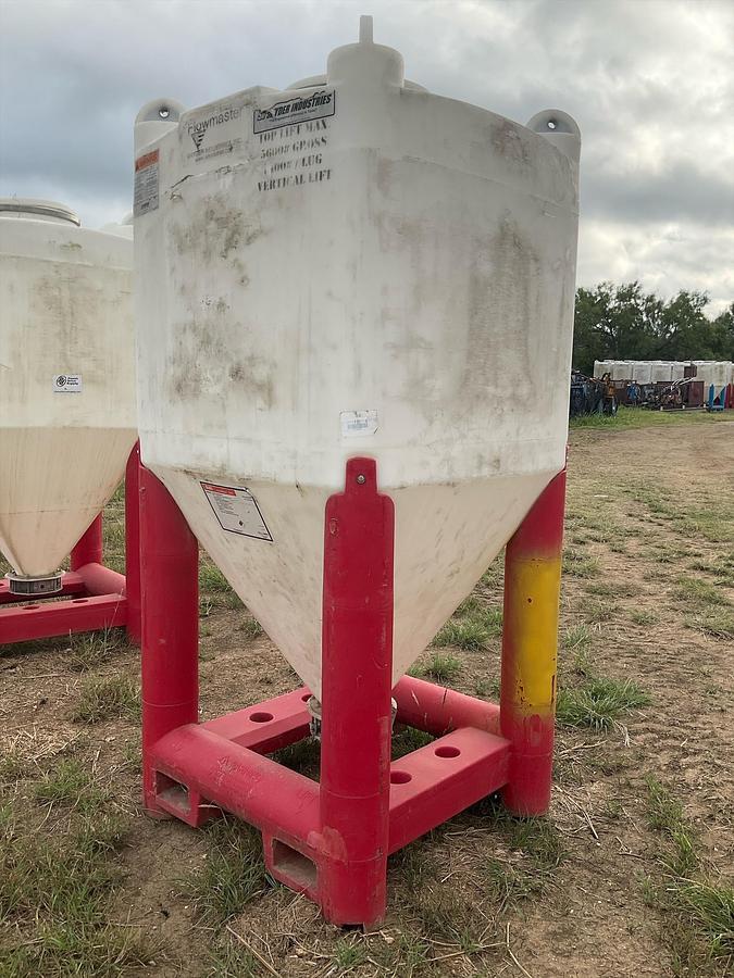 Used Snyder Flow Master Hopper