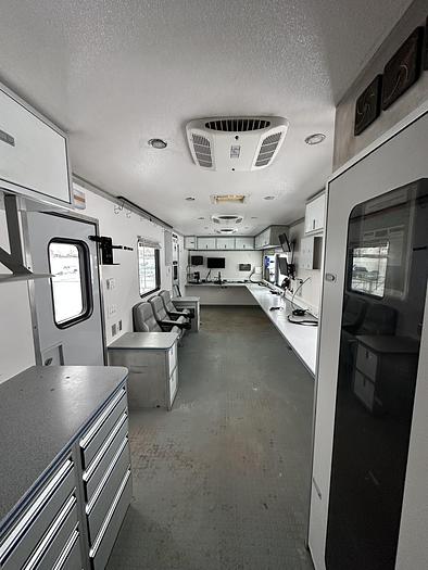 Used 2009 General Chassis Office/ Data Van