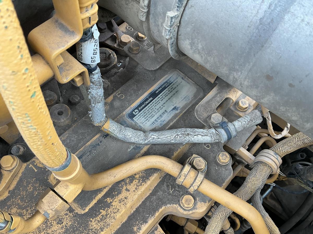 Used 2015 DEERE 350G-LC