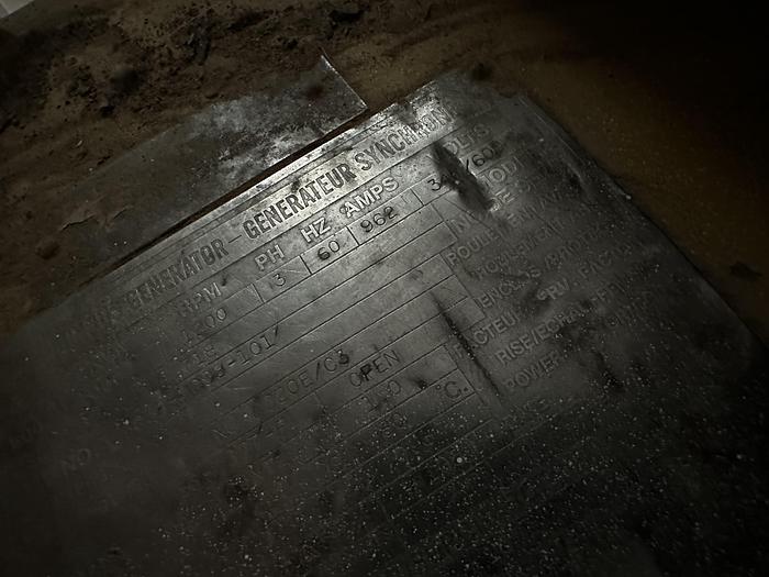 Used 2001 Cat 3508 800KW Generator