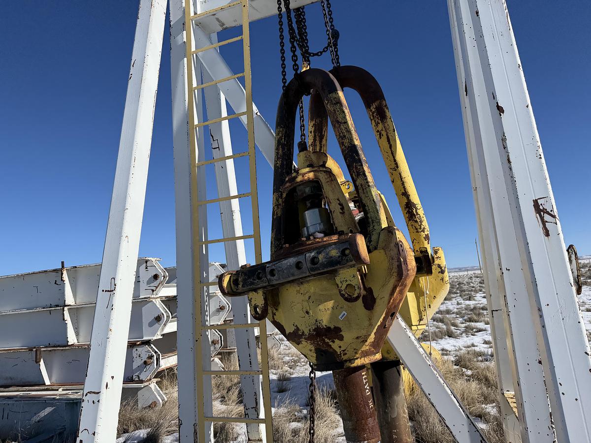 Used National P500 Swivel, 500 Ton 