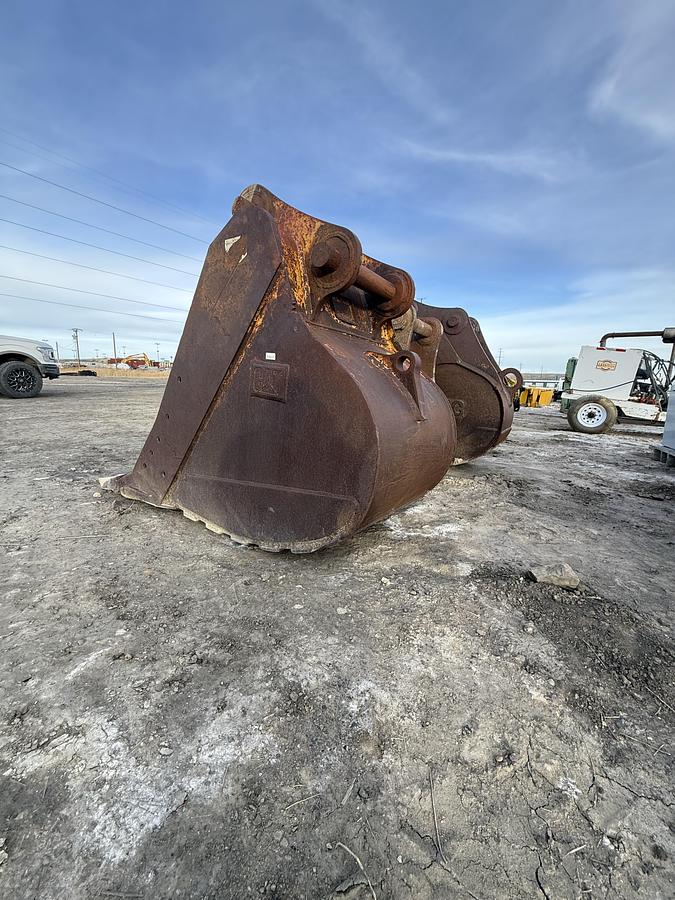 Used CAT 36 inch Excavator Bucket