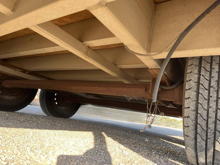 Used 2006 Aluminum Trailer Enclosed T/A 20 ft