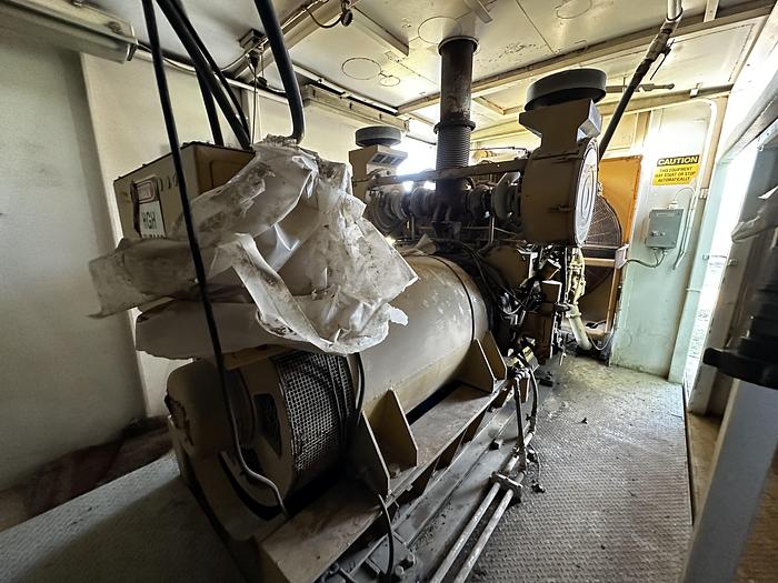 Used 2001 CAT 3508-B 800KW Generator