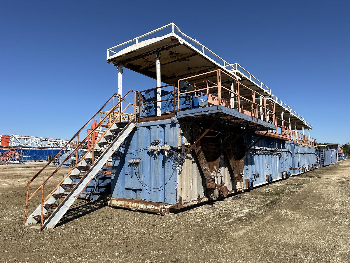 Used NOV IDEAL RIG 1500 HP WALKING DRILL RIG