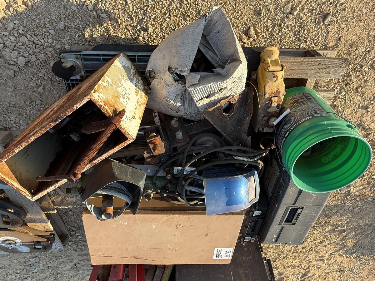 Used Variety Tool Pallet
