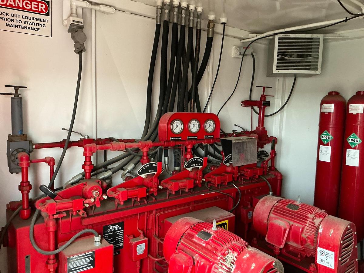 Used 2008 5-Station Koomey/Accumulator T3